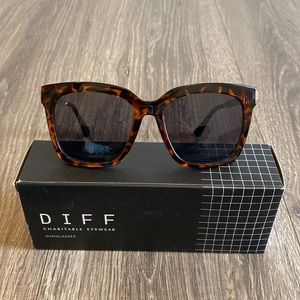 DIFF Sunglasses - Brand New